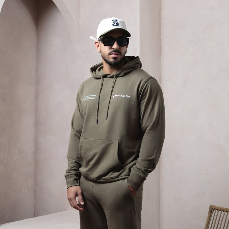 Streetwear Trends: How Dubai is Shaping the Global Fashion Scene