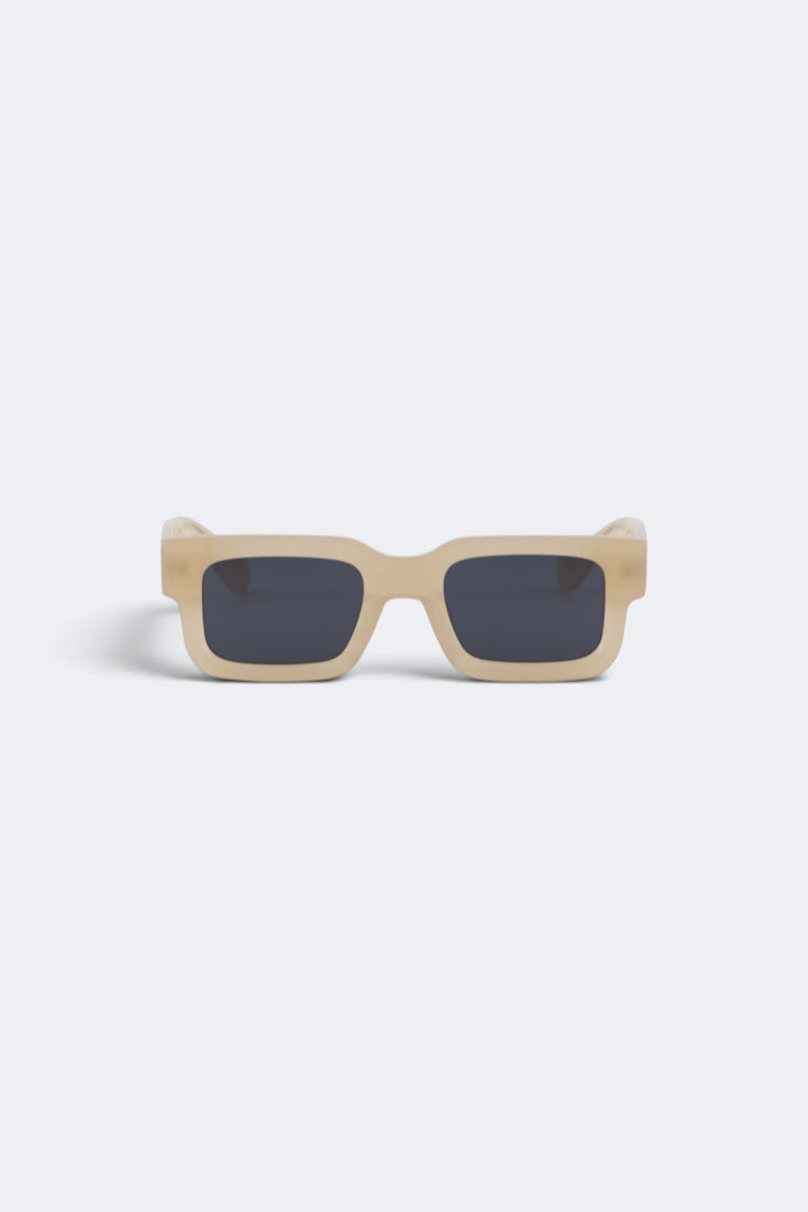 Aihtiram Sunglasses in Pearl